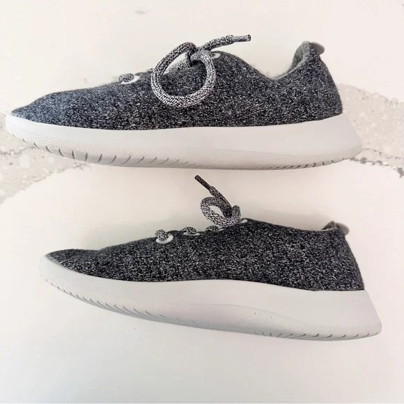 Allbirds The Wool Runners Sneakers - Picture 10 of 11